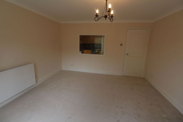 Great Heathmead, Wilton House Great Heathmead, RH16 - Photo 1