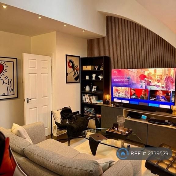 1 bedroom penthouse to rent - Photo 1