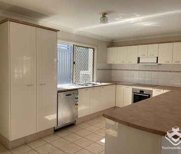 One of the villa in great location - Photo 3