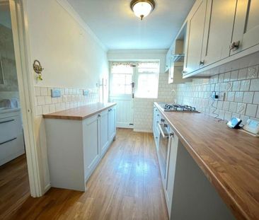 2 bedroom terraced house to rent - Photo 2