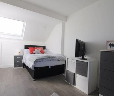 6 bedroom terraced house to rent - Photo 5