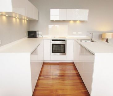 To Let 2 Bed Flat - Photo 1