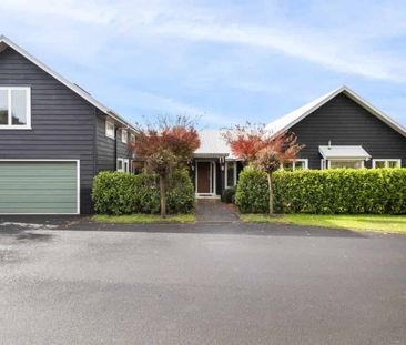 The Lake House - Photo 3