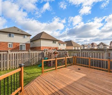 16 FRANKFURT Street, Kitchener, Ontario, N2R1T5 - Photo 2