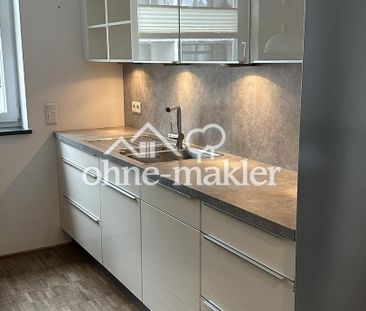 Moderne helle 2,5 Zimmer Wohnung mit Aufzug und Tiefgaragenplatz - Photo 5