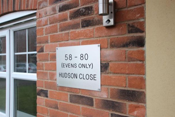 Hudson Close, Bolton, BL3 4FP - Photo 1