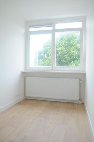 Appartement te huur: Boekhorststraat 15-E1 2512 CL Den Haag - Foto 2