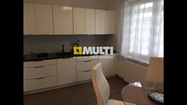 Duża, ładna kawalerka z balkonem - Photo 1