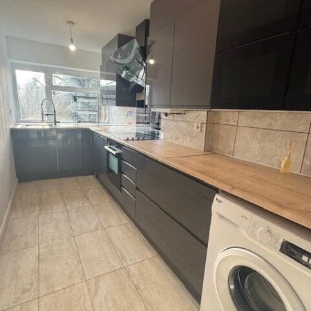 Belfast Walk, DERBY, DE21 - Photo 1