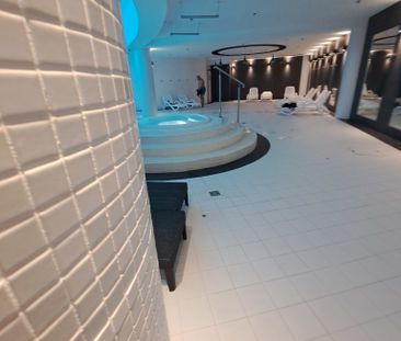 Apartament z balkonem w Hanza Tower - Фото 3