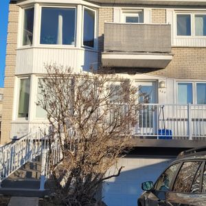 Grand 5½ - Haut Duplex - 1er Juillet - Photo 3