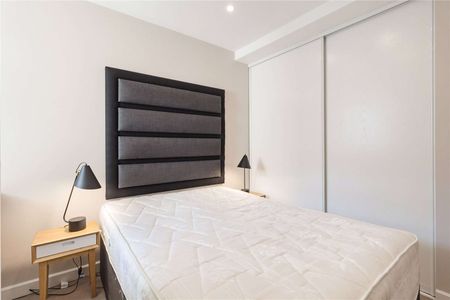 Managed by Savills. A contemporary one bedroom flat close to Paddington station and Hyde Park - Photo 3
