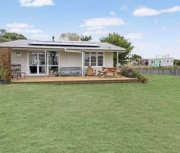 2 Bedroom, Foxton Beach - Photo 4