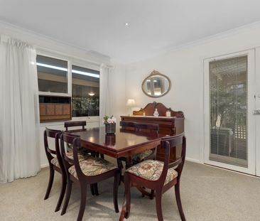 FRESHLY PAINTED FAMILY HOME! - Photo 5