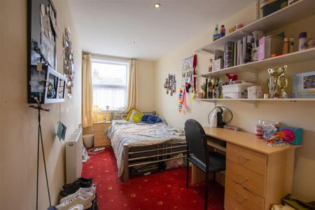 7 bedroom house to rent - Photo 4