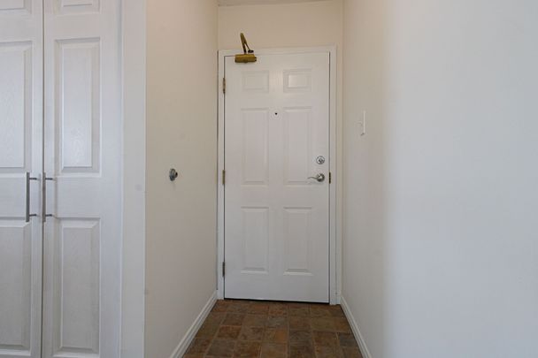 For Lease - 1270 Maple Crossing Boulevard Unit# 1914, Burlington, Ontario - Photo 1