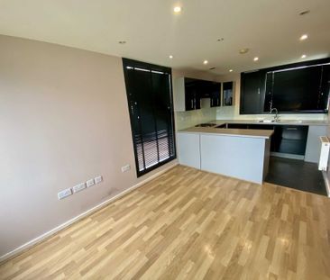 Price £1,300 pcm - Available 29/05/2026 - Unfurnished - Photo 3