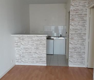 Location Appartement 2 pièces 58m² BORDEAUX 33000 - Photo 3