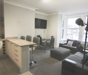 2 bedroom apartment to rent - Photo 6