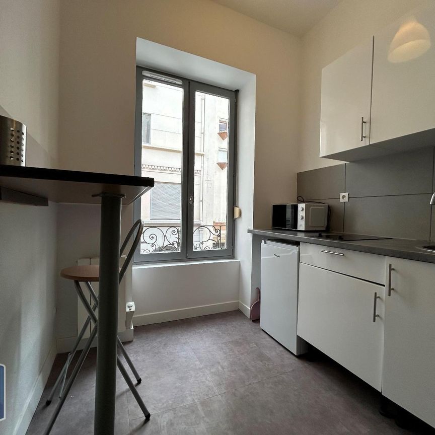 Location Appartement 1 pièce 21m² ST ETIENNE 42000 - Photo 1