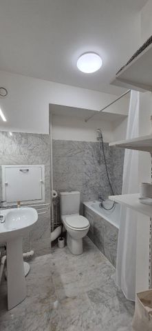 Studio refait à neuf meublé - Photo 3