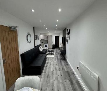 Burnage Lane, Manchester, M19 - Photo 3