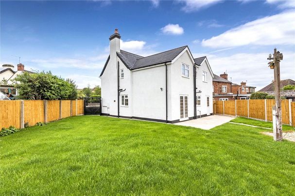 4 bedroom detached house to rent - Photo 1