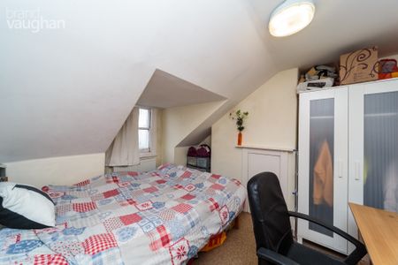 5 bedroom terraced house to rent - Photo 4