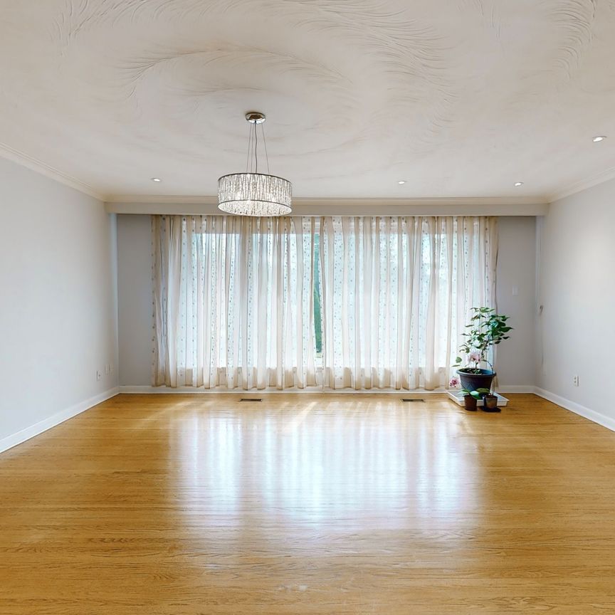 For Lease - 36 Dewlane Drive, Toronto, Ontario - Photo 1
