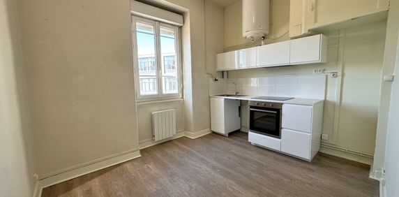 APPARTEMENT T1 A LOUER - LYON 7EME ARRONDISSEMENT - 37.43 m2 - 643 € charges comprises par mois - Photo 2