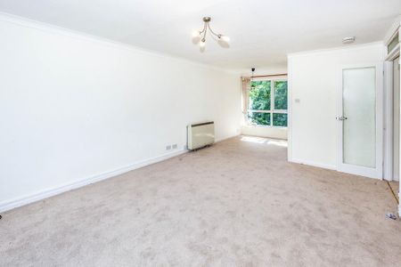 2 bedroom flat to rent - Photo 2