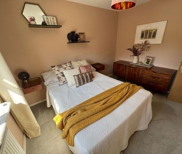 3 bedroom detached house to rent - Photo 4