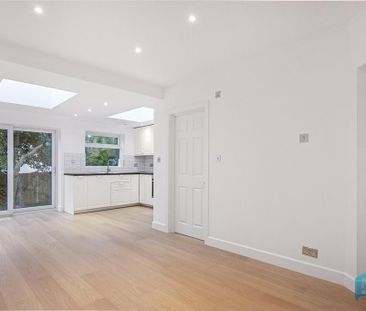 3 bedroom terraced house to rent - Photo 2