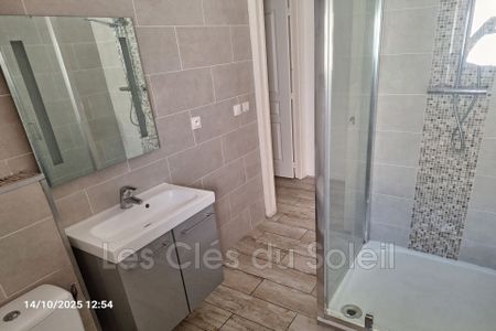 Location Appartement 2 pièces 38m² TOULON 83000 - Photo 5