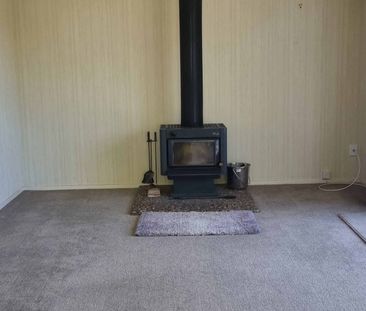 3-Bedroom Home in a Peaceful Cul-de-Sac - Photo 4