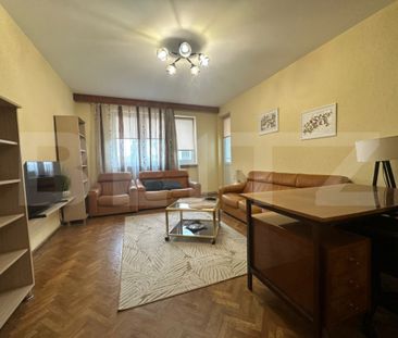 Apartament 3 camere decomandat, 80 mp, garaj + parcare, pet - Photo 2