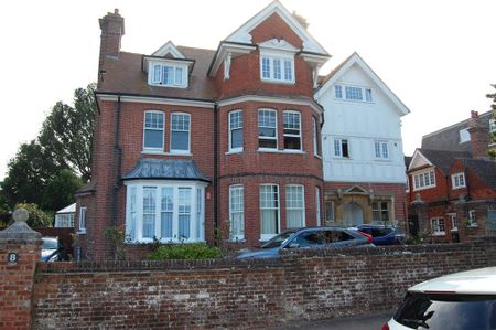2 bedroom apartment to rent - Photo 4