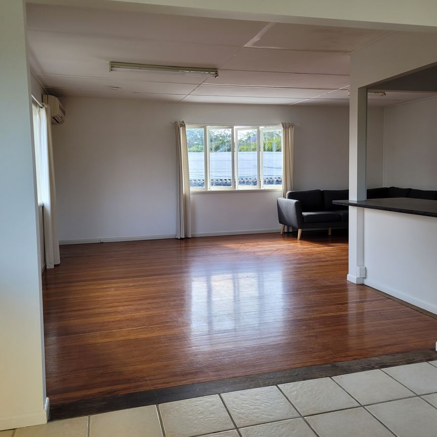 Strathpine - Photo 1