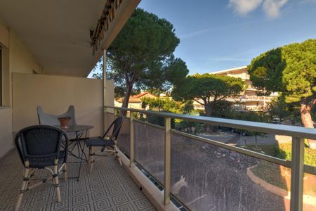 Location Appartement 1 pièce Meublé 25m² CANNES 06400 - Photo 5