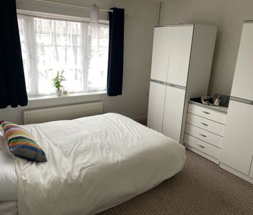 Room in a Shared House, Stockland Road, LE2 - Photo 5