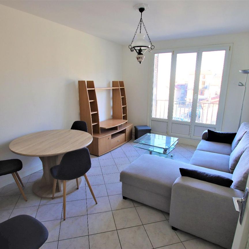 Location Appartement 2 pièces 43m² ROYAT 63130 - Photo 1