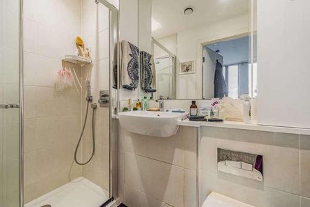 Corsican Square, Bow, E3 - Photo 4