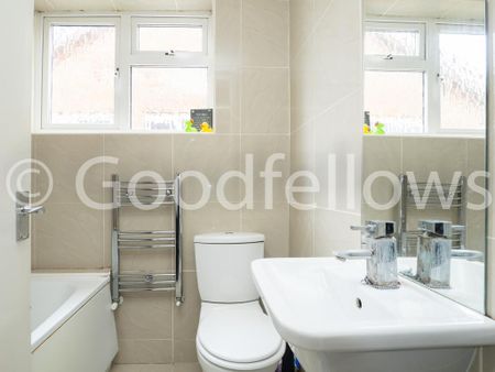 2 bedroom maisonette to rent - Photo 3