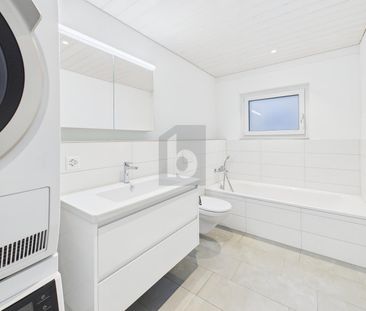 MODERN, WITH A LARGE BALCONY - Photo 1