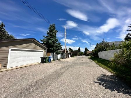 2727 Cedar Ridge Drive Southwest – CEDARBREA – Single Family Home - Photo 3