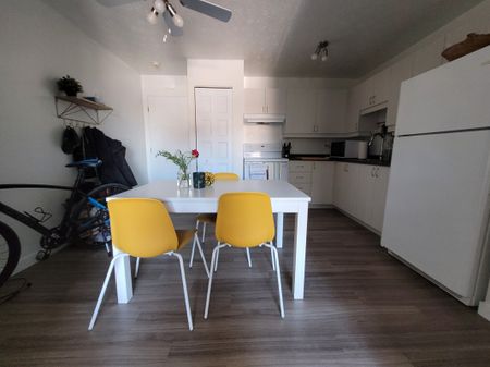 3½ à louer Secteur Université & Mont-Bellevue, rue Thibault - Photo 3