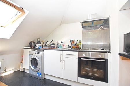 Lampton Park Road, Hounslow, Middlesex, TW3 - Photo 4