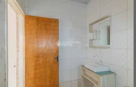 Casa com 4 quartos e 280m² para alugar em Fátima, Canoas. - Photo 2