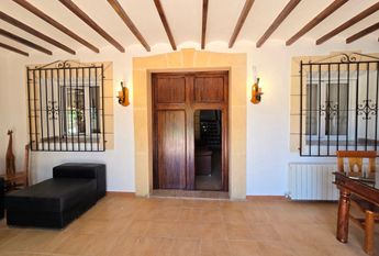 WIDE ESTATE FOR RENT IN TEULADA FOR LONG TERM