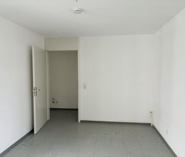 Helle 2-Zimmer-Wohnung ab sofort frei - Anmietung nur mit Wohnberec... - Photo 1